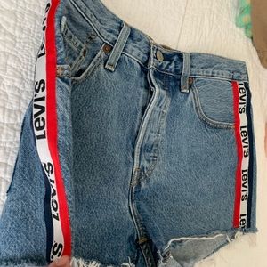 Levi’s 501 shorts